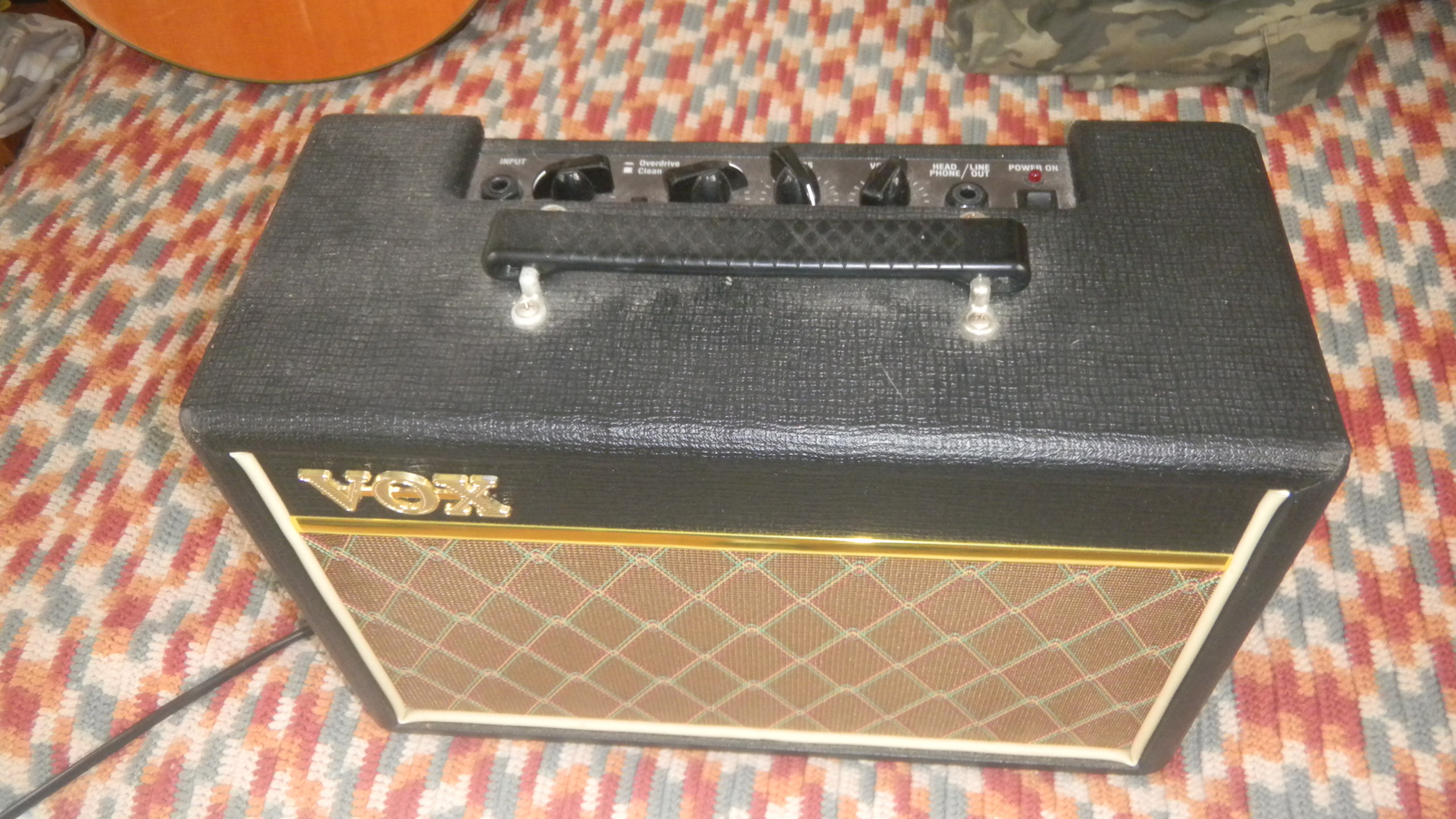 Vox-guitar-amp-Pathfinder-10